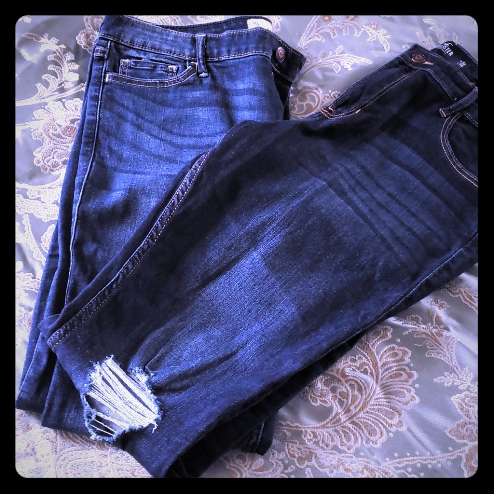 Hollister Jeans- SOLD